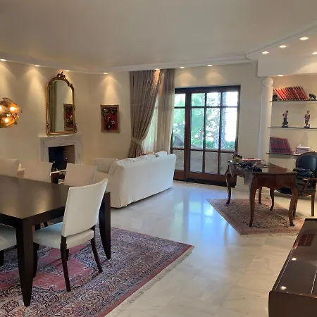 Voula Riviera Apartment Athens